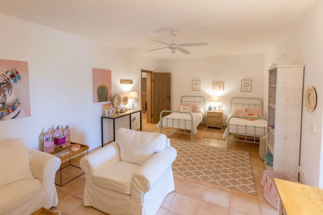 1681214760-Luxury real estate Ibiza to rent villa Blueberry  bedroom.webp